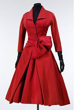 christiand dior 1955 red coat dress escalarte
