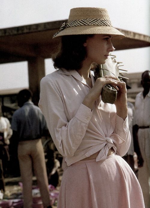  Audrey Hepburn in white blouse on site film The nun’s story, Borghese Gardens, Rome,1958, photo by Leo Fuchs