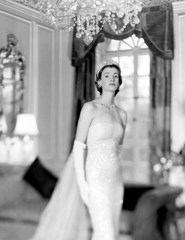 Wenda Parkinson in gown by Norman Hartnell, photo by Norman Parkinson, 1951