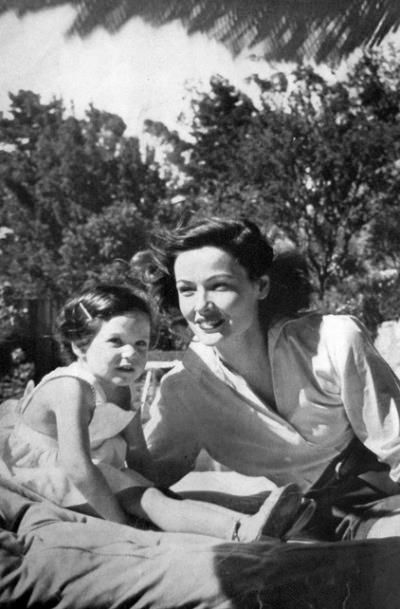 Gene Tierney with her daughter Christina Cassini