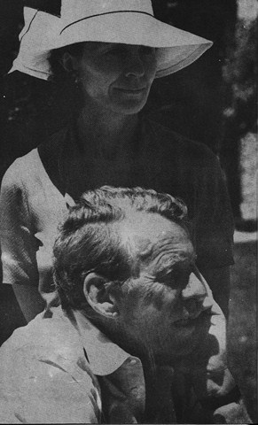 David Ogilvy and his wife Herta Ogilvy in Touffou, France, 1986