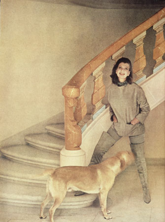 Pauline de Rothschild at home in Chateau de Mouton, 1969