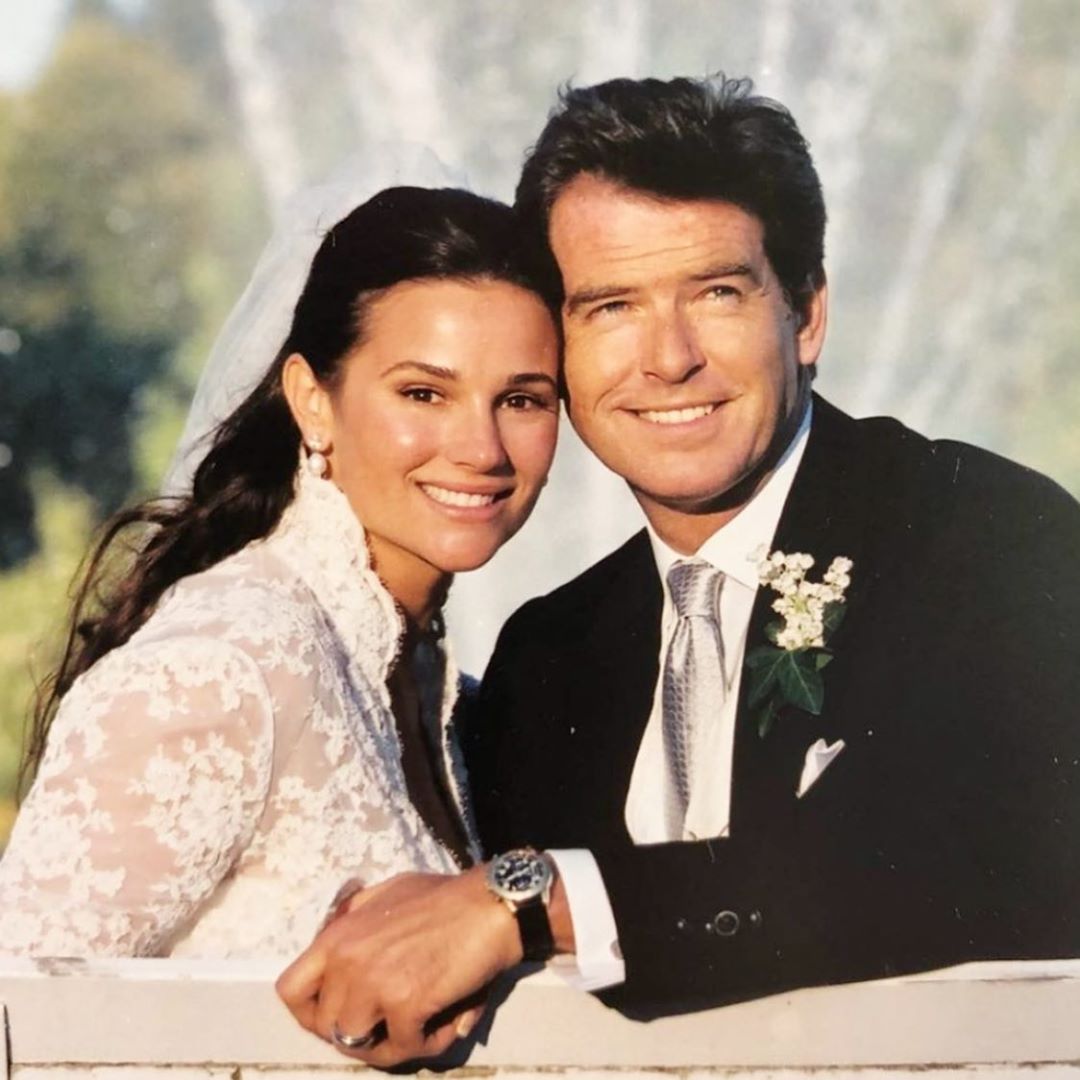 Pierce Brosnan and his second wife Keely Shaye Smith on their wedding, 2001