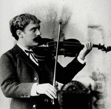 composer of Zigeunerweisen Spanish composer and violinist Pablo de Sarasate portrait playing violin