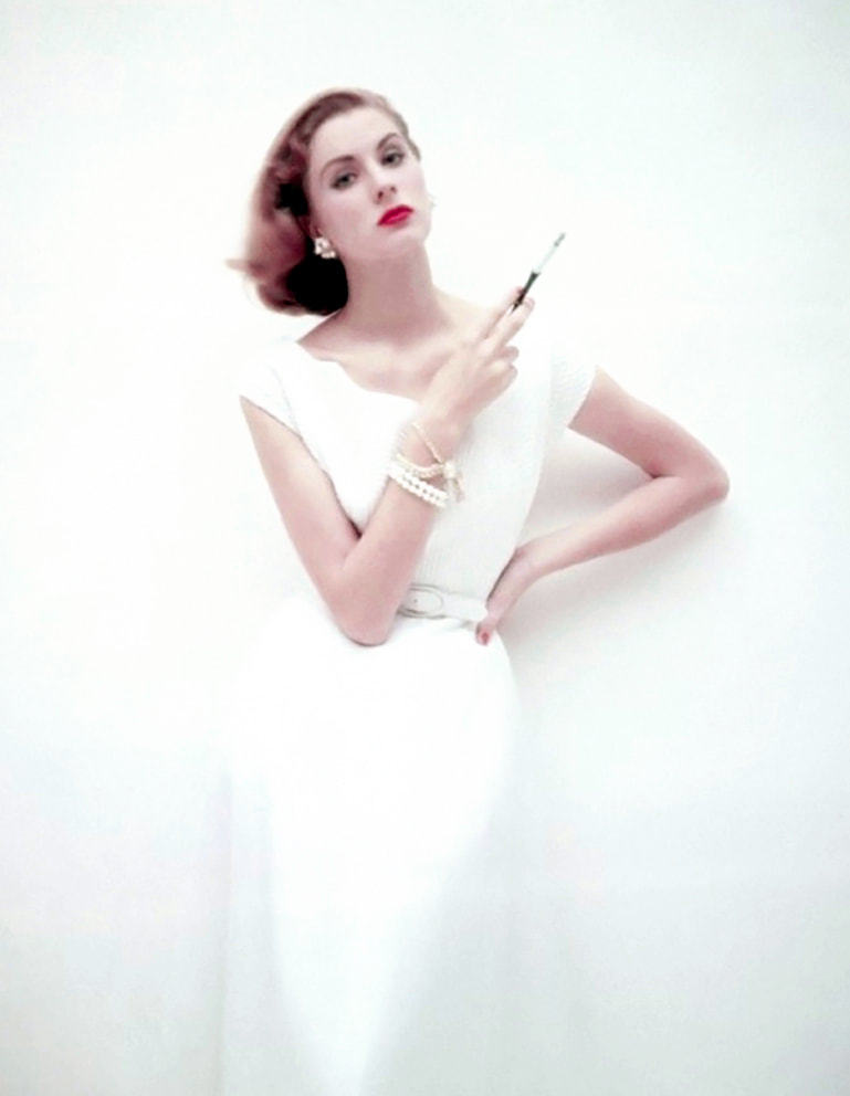 Suzy Parker, 1952, photo by Clifford Coffin