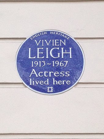 English Heritage blue plaque at Leigh's final home at 54 Eaton Square in Belgravia