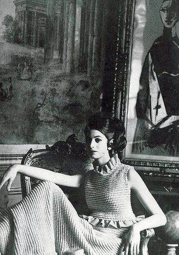 Allegra Caracciolo di Castagneto for Vogue US, 1965, photo by Henry Clarke