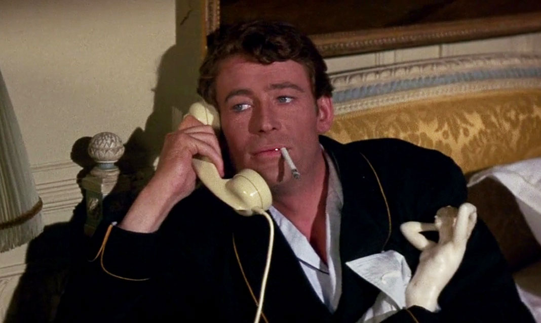 Peter O'Toole and Audrey Hepburn in film How to Steal a Million (1966)