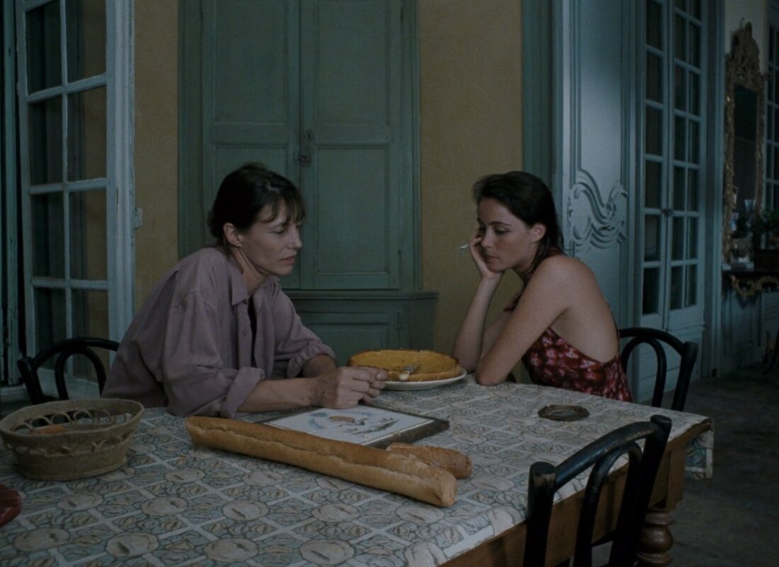 Jane Birkin in movie La Bella Noiseuse(1991) with Emmanuelle Beart
