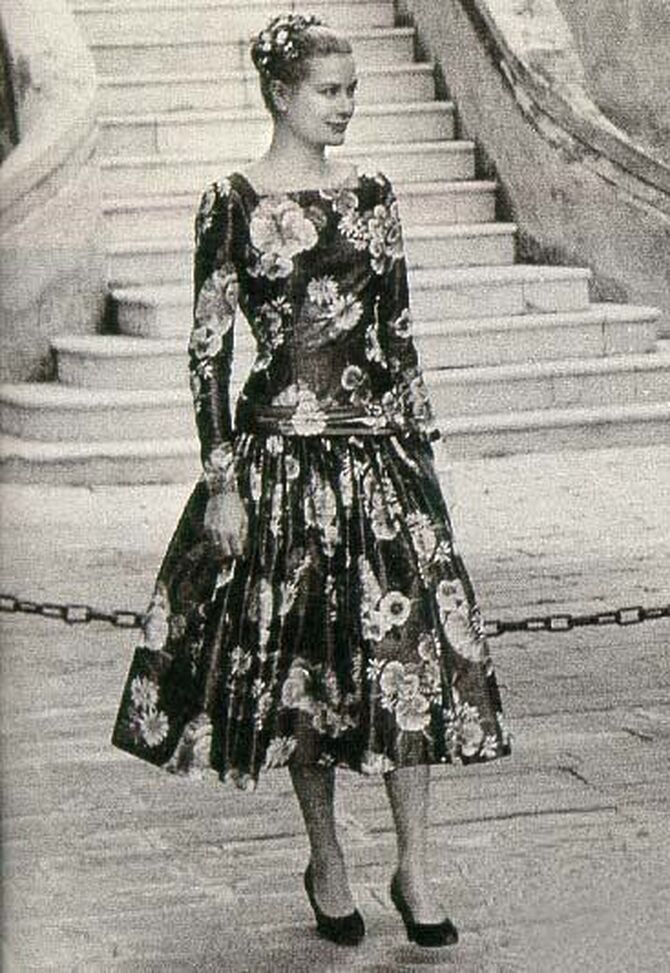Grace Kelly square neck floral dress by McCall on her first meeting with Prince Rainier III in Monaco in 1955