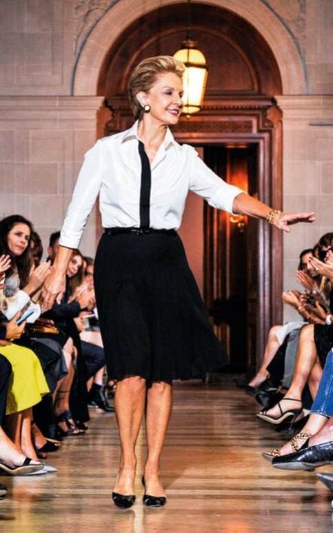 Elegant style icon wardrobe essentials: Carolina Herrera in white shirt