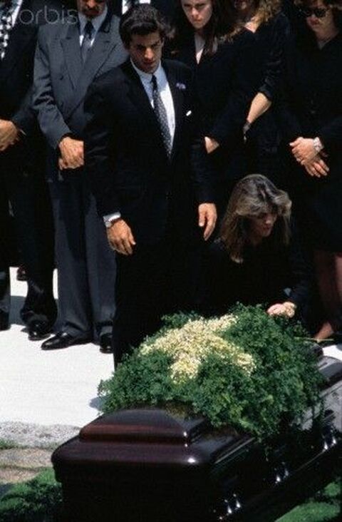 Jacqueline Kennedy's son John F. Kennedy, Jr. and daughter  Caroline Kennedy on her funeral.
