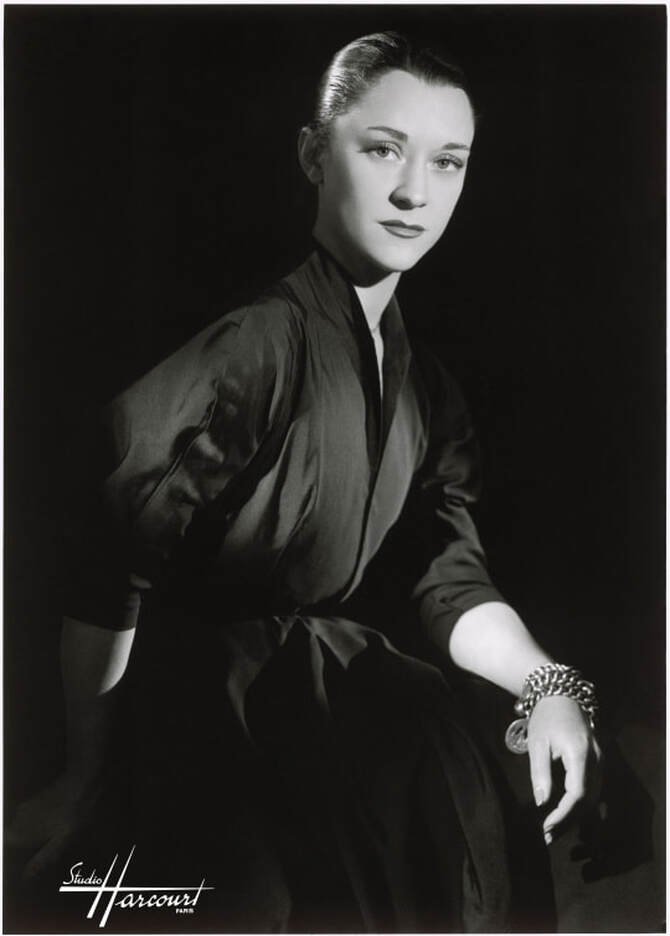 Maria Casares portrait, studio Harcourt, 1950