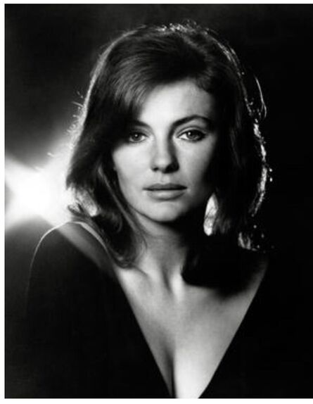 Jacqueline Bisset(born 13 September 1944), elegant English actress