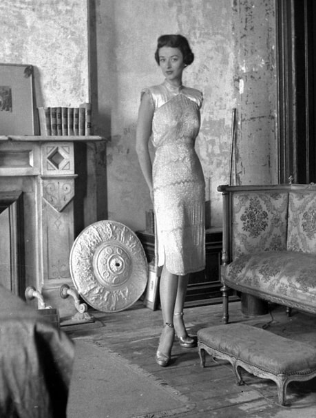 Dorian Leigh (April 23, 1917 – July 7, 2008), the first American supermodel, 1946