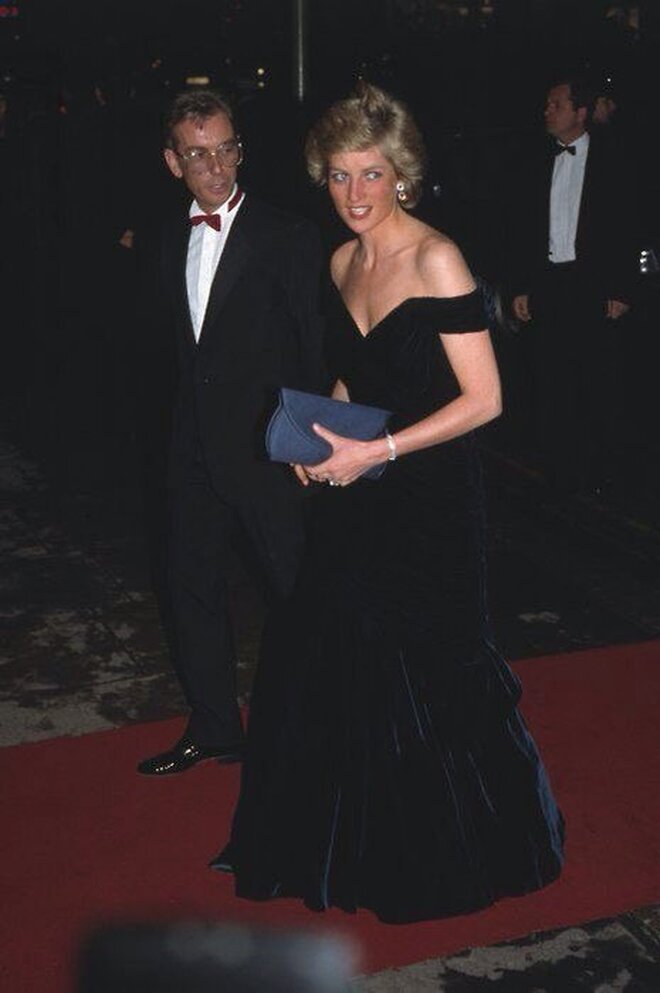 Princess Diana in John Travolta midnight blue velvet dress, Premiere of film Wall Street, 1988