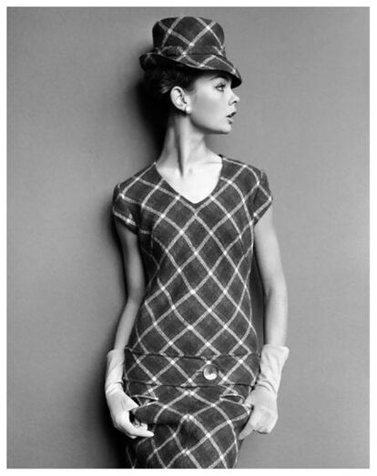 Jean Shrimpton in Mary Quant dress, 1963, photo by John French