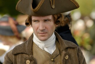Ralph Fiennes as William Cavendish, 5th Duke of Devonshire in The Duchess(film, 2008) starring Keira Knightley, Ralph Fiennes and Hayley Atwell