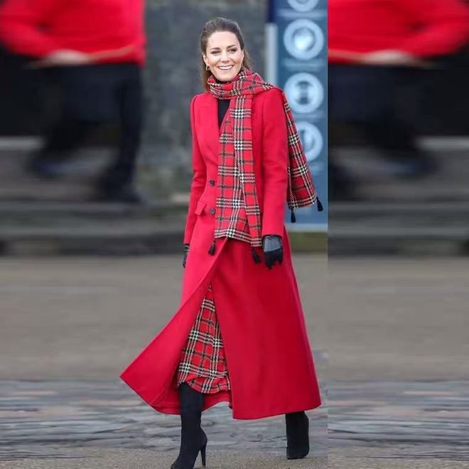 Kate Middleton red pleated tartan check midi skirt