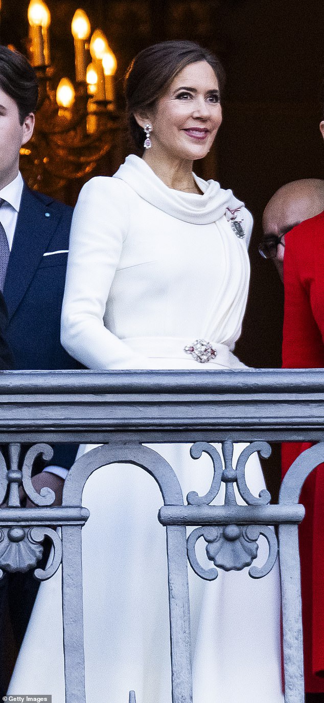 Queen Mary’s white dress, her first outfit as The Queen Denmark, Getty Images, 14 Jan 2024