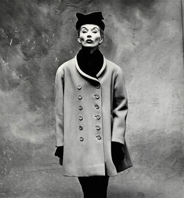 Lisa Fonssagrives in Balenciaga coat, photo by Irving Penn