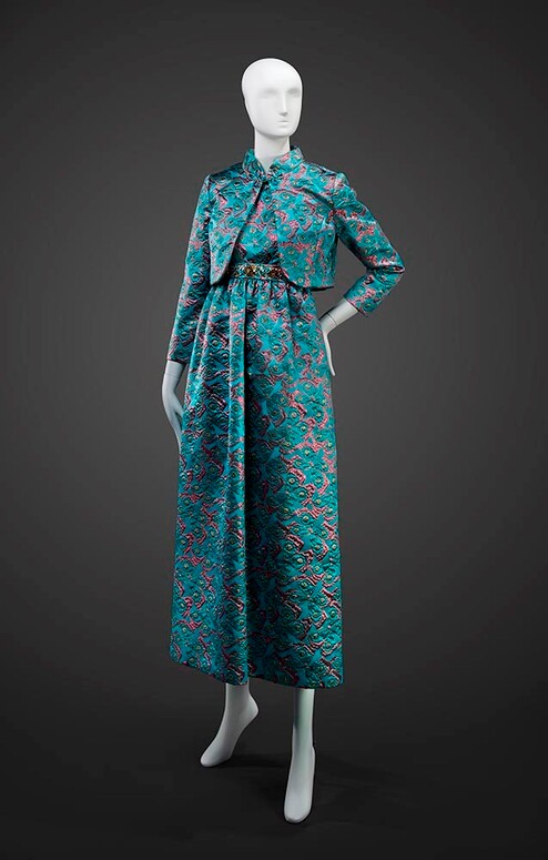 Dress designed by Óscar Arístides Renta Fiallo (22 July 1932 – 20 October 2014)