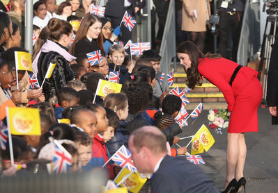 Kate Middleton Luisa Spagnoli red suit Febrary 2017 London Primary school visit Placetobe