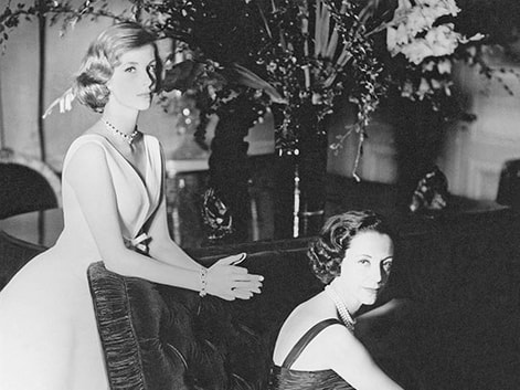 Dolores Guiness (31 July 1936 – 20 January 2012), elegancepedia, Dolores Guinness with her mother Gloria Guinness