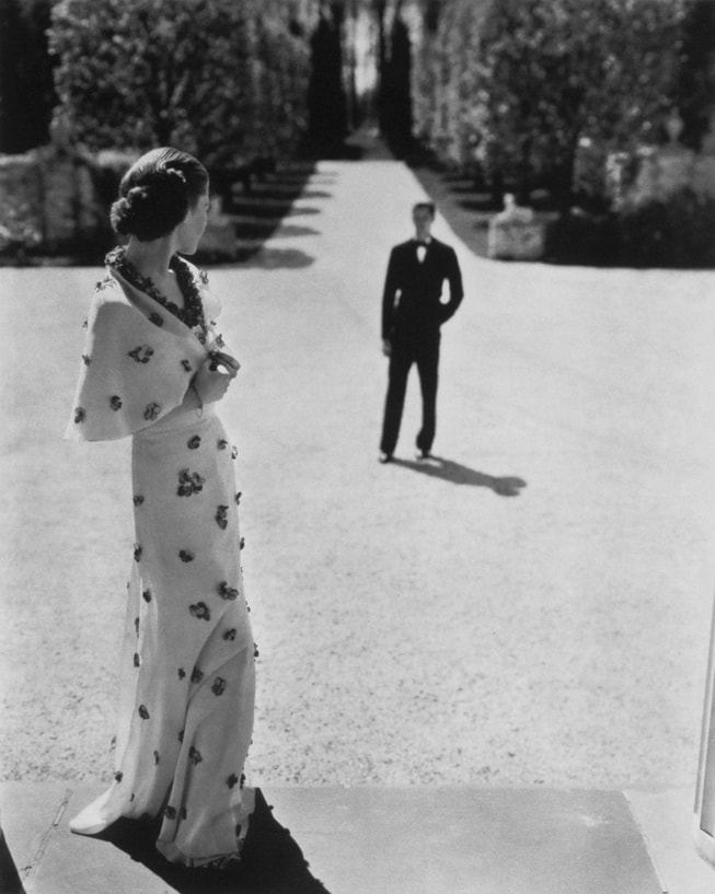 Carnegie evening dress, photo by George Hoyningen-Huene, 1935
