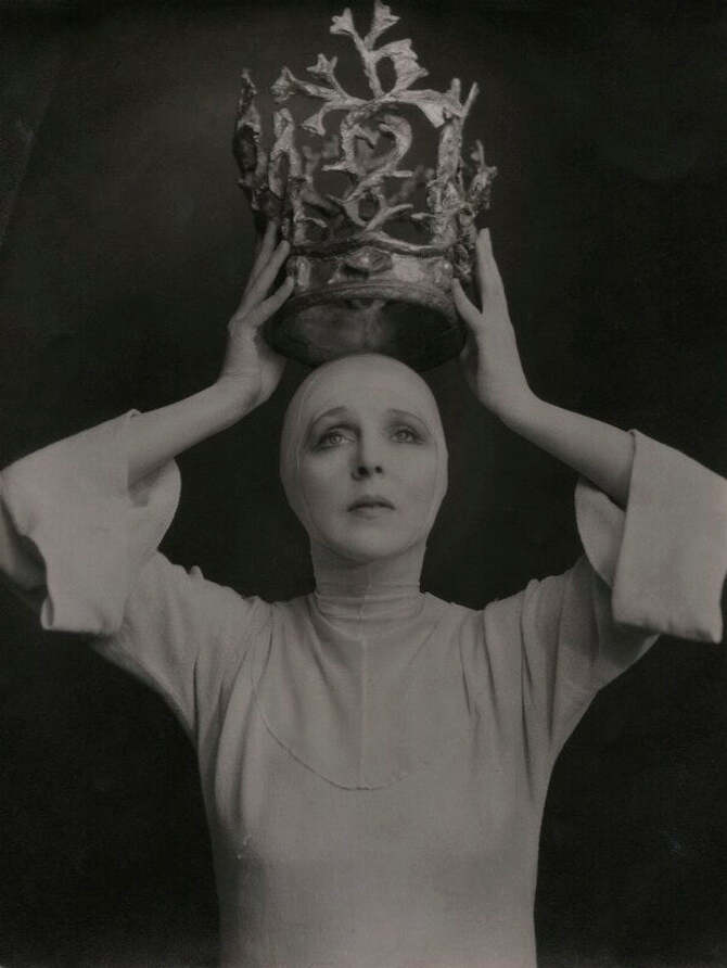 Lady Diana Cooper as the nun in 'The Miracle', 1932