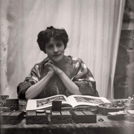 Henriette Negrin Fortuny(4 October 1877-1965), femme et Muse de Mariano Fortuny