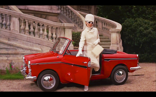 Audrey Hepburn in film How to steal a million(1966)