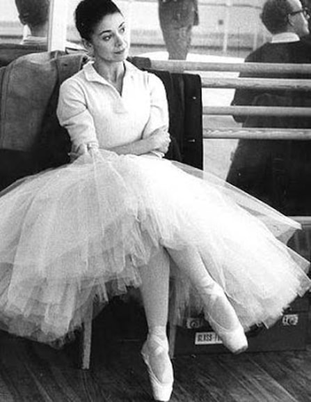 Margot Fonteyn (18 May 1919-21 February 1991), elegancepedia