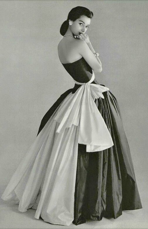 Madame Grès dress, photo by Philippe Pottier, 1956