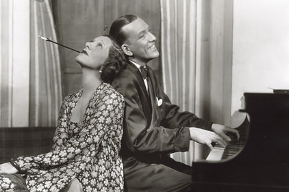 Noël Coward and Gertrude Lawrence in Private Lives (1931) at Times Square Theatre, New York. Photo: Vandamm Studio; © The New York Public Library for the Performing Arts