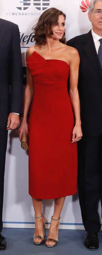 Kate Middleton : l'ensemble coordonné gris perle