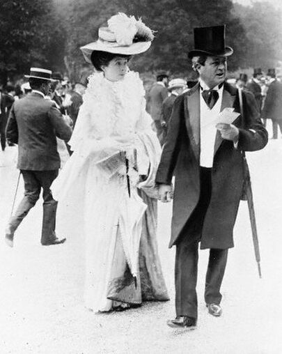Consuelo Vanderbilt with his father William Kissam Vanderbilt