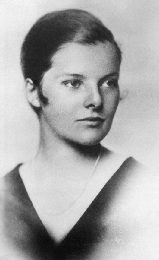 Katharine Hepburn young, age 14