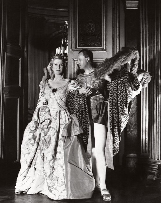 Lady Diana Cooper as Cleopatra wearing a costume designed by Cecil Beaton and Oliver Messel,  with Frédéric de Cabrol at Le Bal Oriental hosted by Carlos de Beistegui, Venice, 1951.  