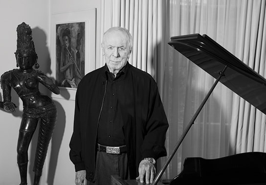 Herbert Kretzmer, English songwriter of musical Les Miserables and lyricist for Charles Aznavour