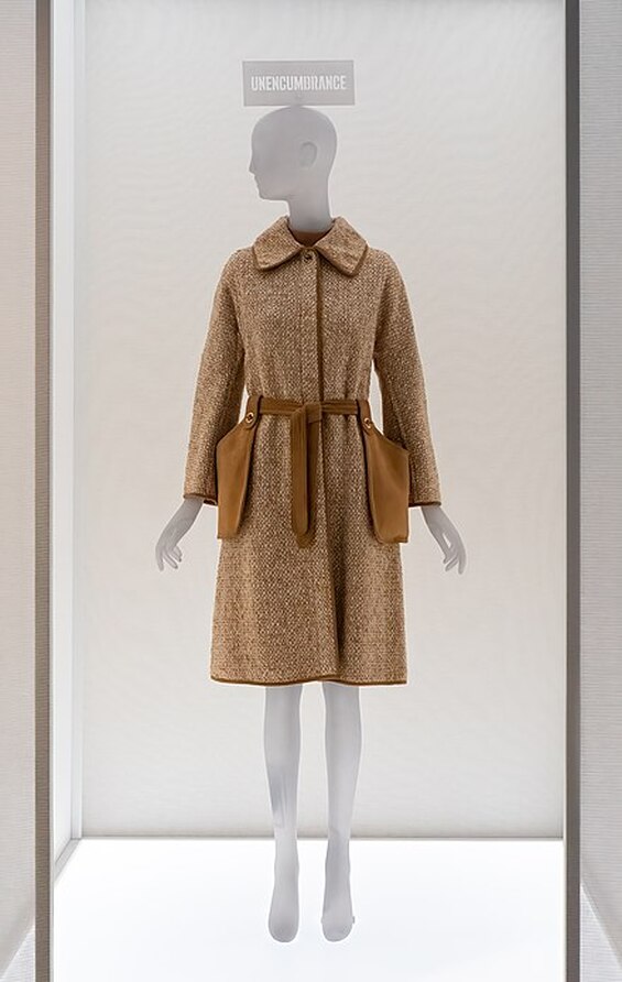 An ensemble designed by Bonnie Cashin in 1973 for Philip Sills & Co., on display at the Metropolitan Museum of Art exhibit, In America: A Lexicon of Fashion