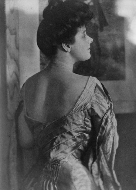 Rita de Acosta Lydig photographed by Gertrude Käsebier, April 1905