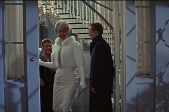 Doris Day in Pillow Talk(1959), ensemble designed by Jean Louis