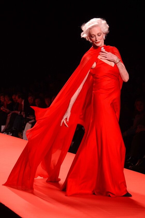 Carmen Dell'Orefice in the 2005 Red Dress Collection show for The Heart Truth