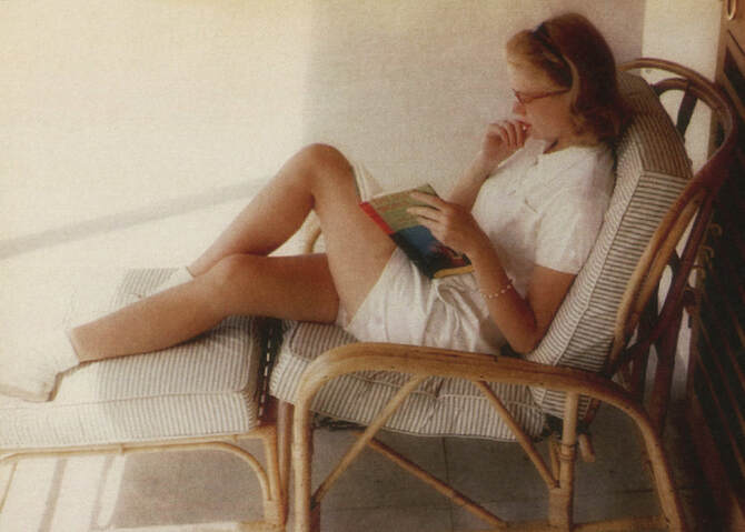 Elegant style icon wardrobe essentials: Grace Kelly in a pair of shorts